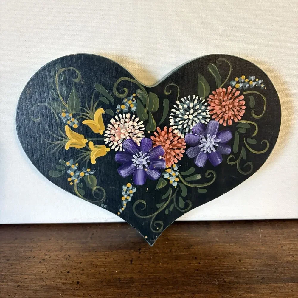 Hand Painted Tole Floral Heart Wood Plaque Black Multicolor Folk Art 8x1